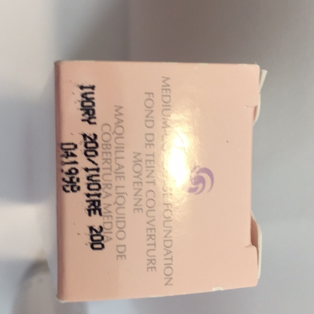 Mary Kay - Picture 2 of 2